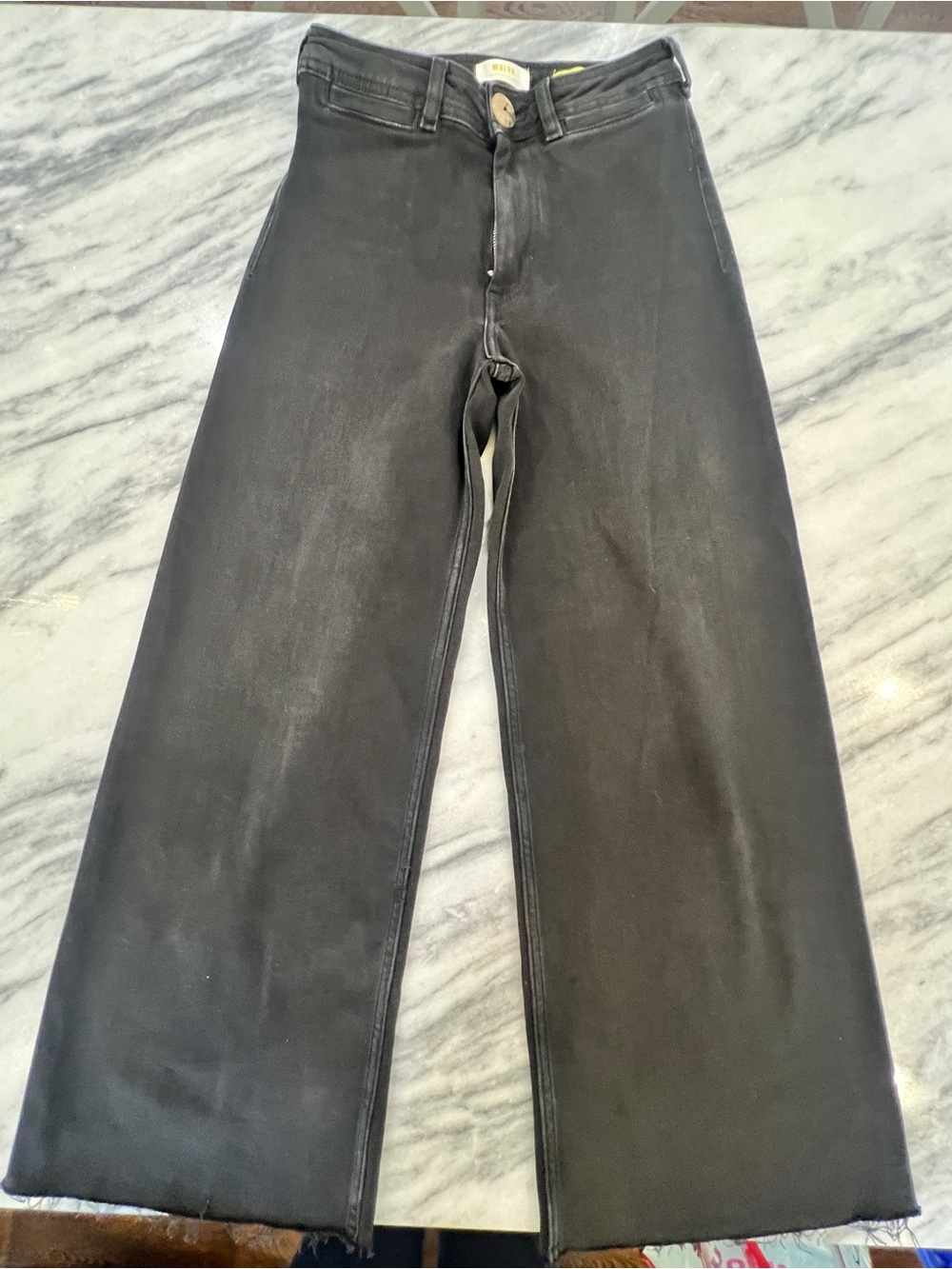 Woman’s Black Wide-Leg Jeans - Classic Clean Style